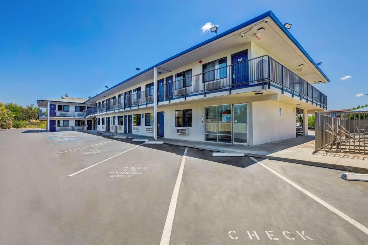 Motel 6-Red Bluff, Ca Экстерьер фото