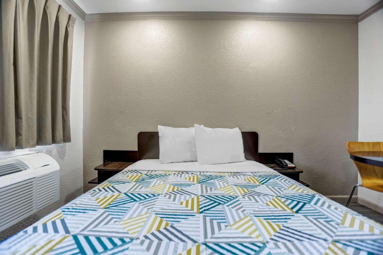 Motel 6-Red Bluff, Ca Экстерьер фото